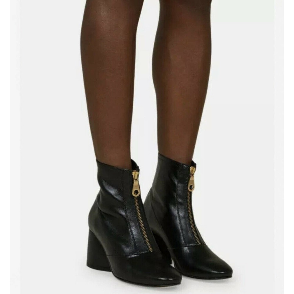 INTENTIONALLY BLANK Size 8 Front Zip Leather Balck Booties Retro MOD